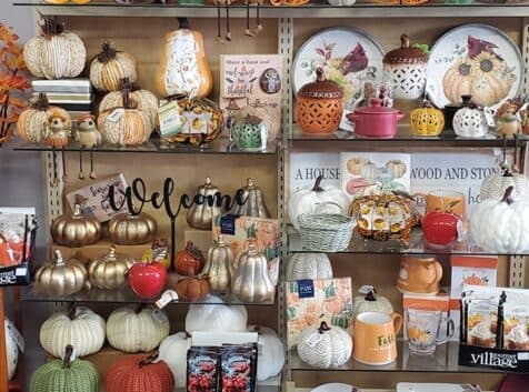 Image of shelves of knick knacks